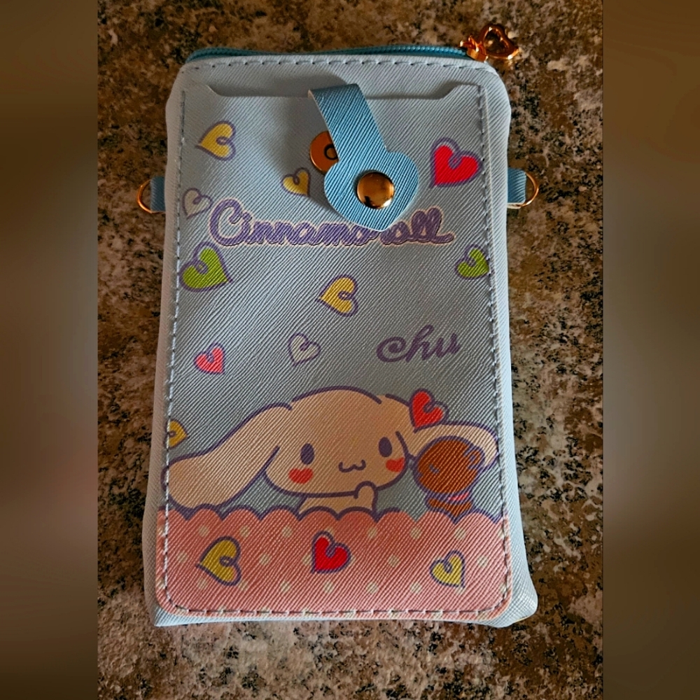 "Cinnamoroll" crossbody coin purse